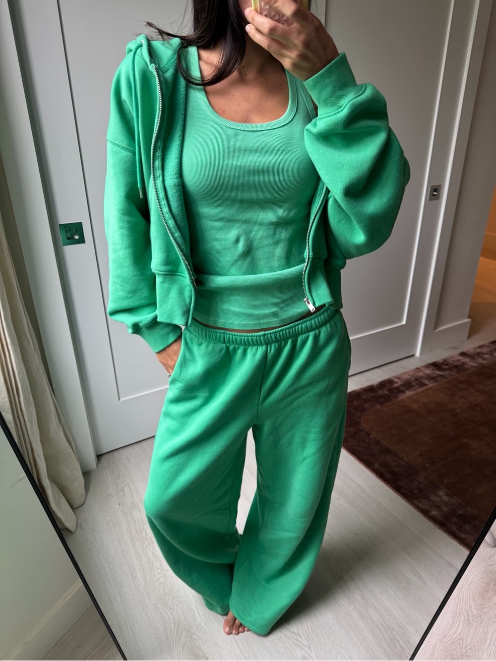 GAP Women's Wide-Leg Sweatpants in Bright Green